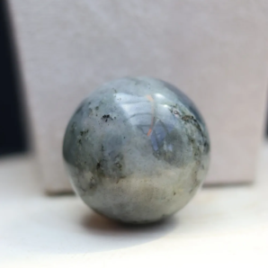 SPHERE LABRADORITE